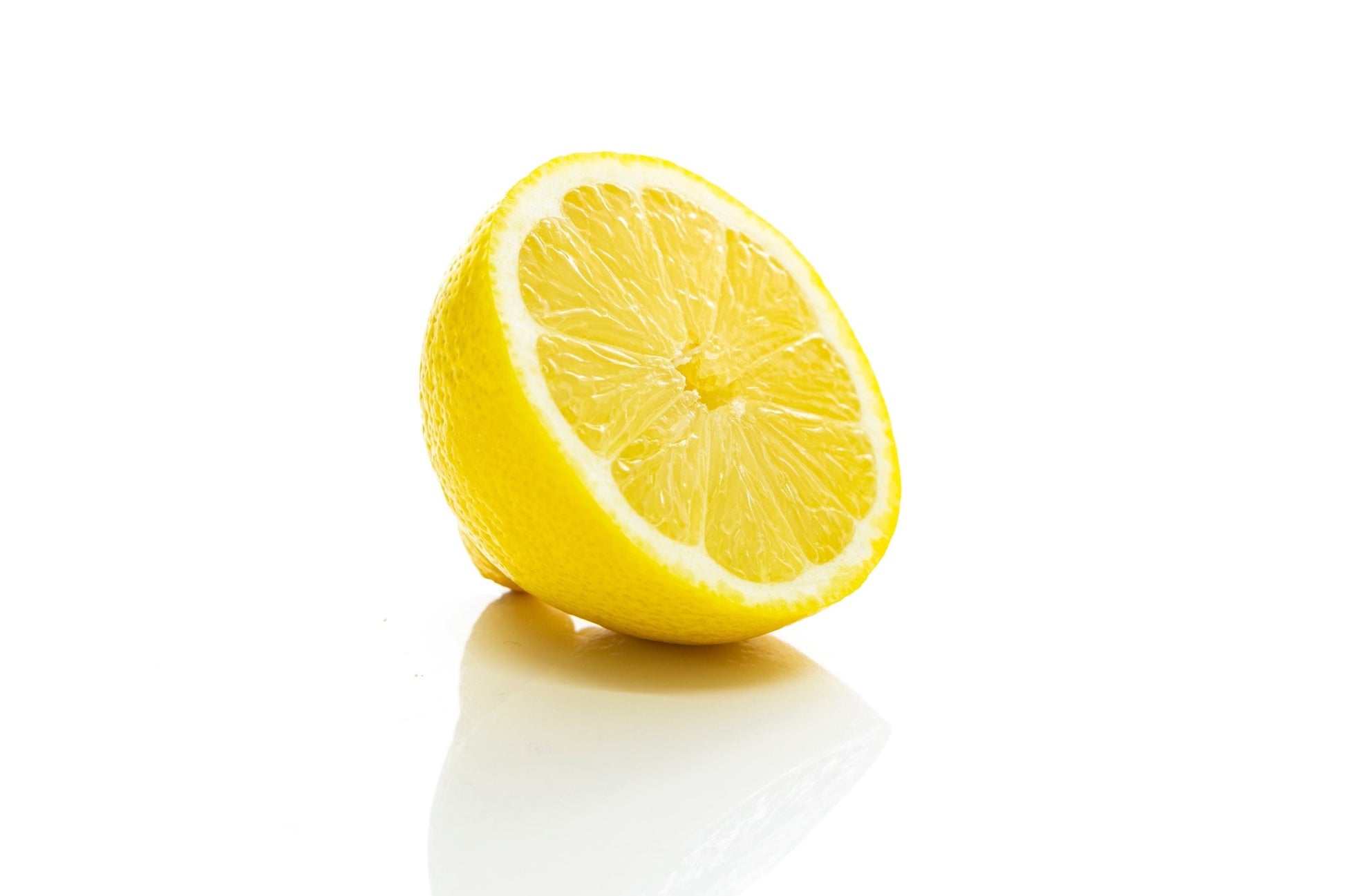 ANN WEBB Lemon Luffa Peel Gentle, brightening peel with fruit enzyme and physical exfoliators.  Made in America