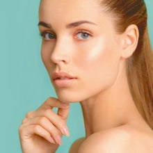 Load image into Gallery viewer, ANN WEBB Skin Care Salicylic Spot Treatment - Webb Skin

